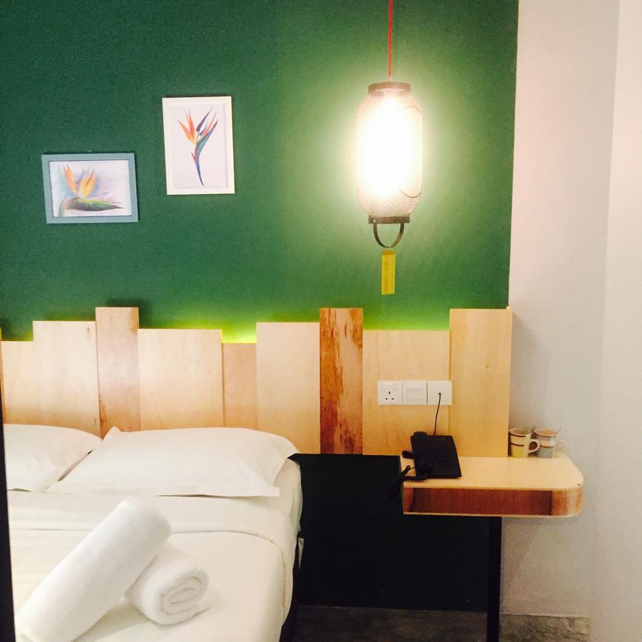 Malacca Finess Basic Hotel מראה חיצוני תמונה